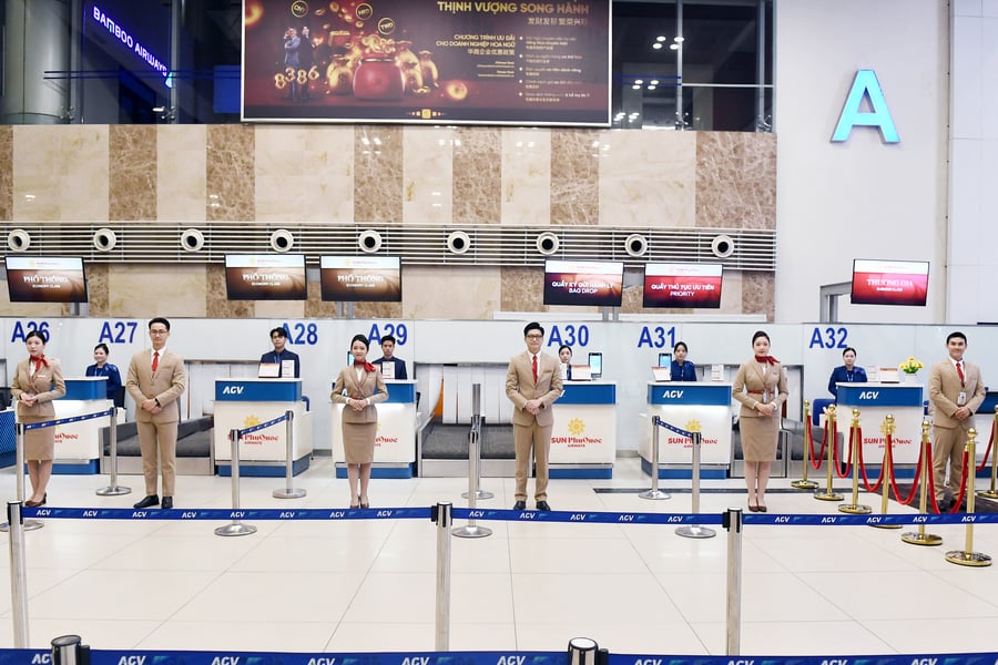 Quầy check-in Sun PhuQuoc Airways tại sân bay Nội Bài
