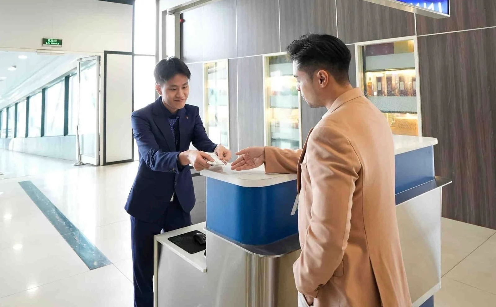 Ưu tiên tại sân bay - Priority Check-in