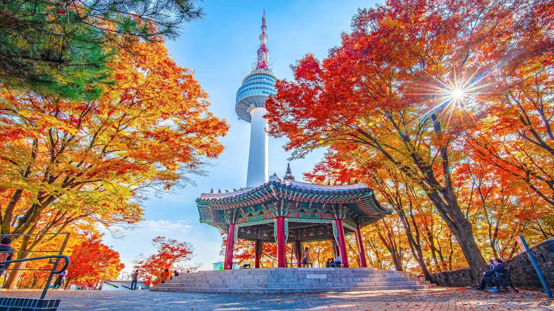 Đặt vé máy bay đi Hàn Quốc tham quan tháp Namsan nổi tiếng