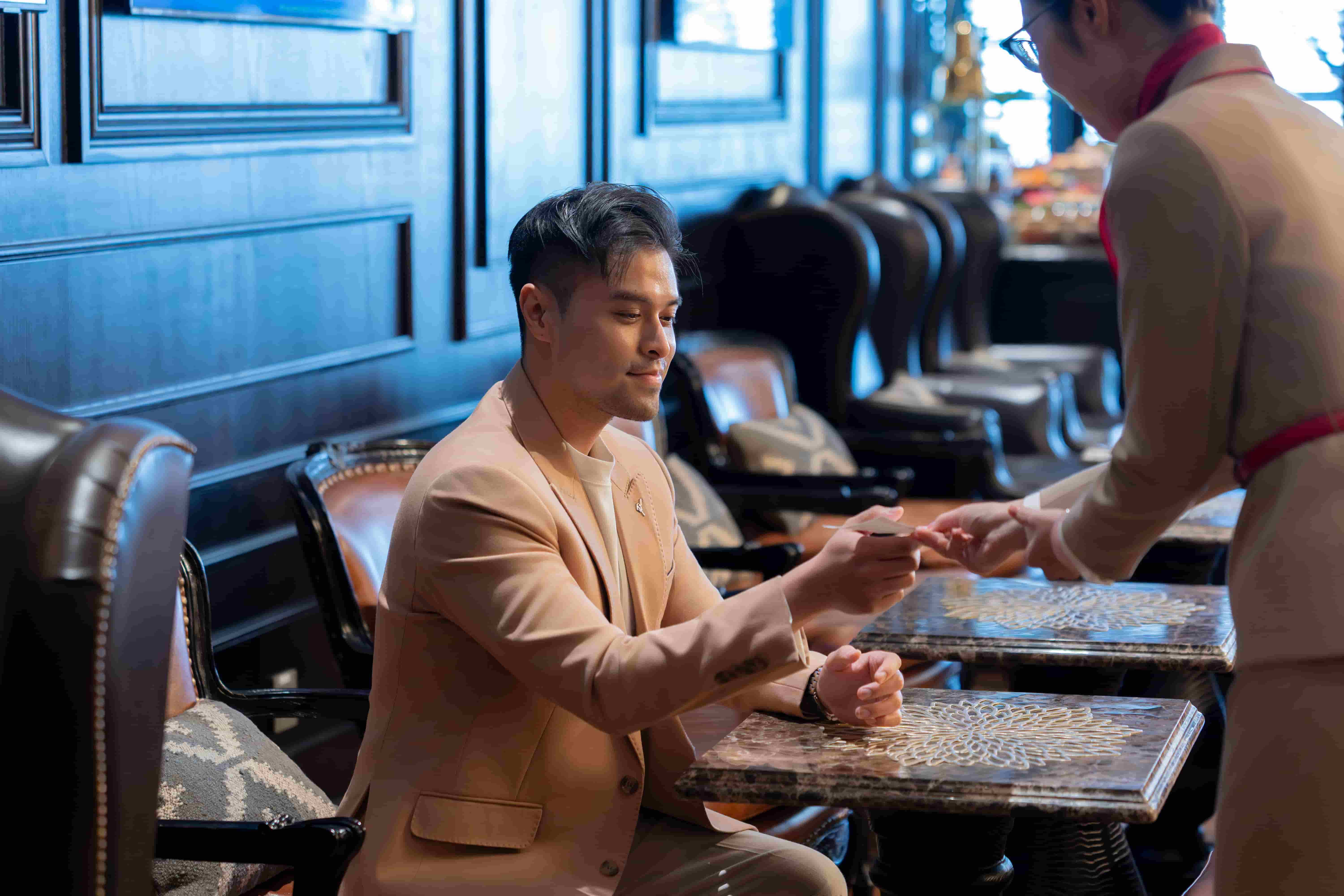 Đặc quyền vé máy bay từ Đài Loan về Việt Nam hạng thương gia bao gồm cả phòng chờ cao cấp