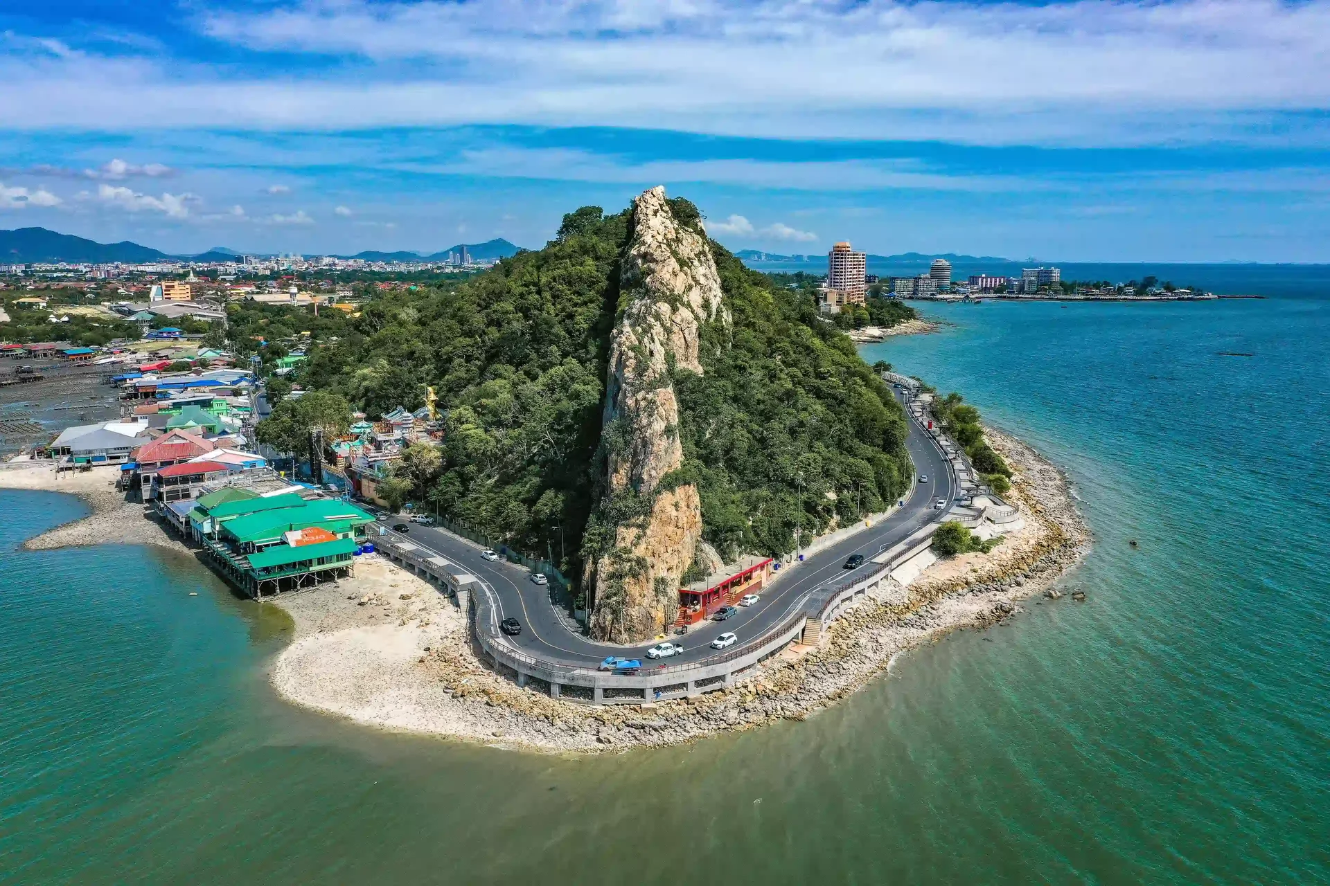 Mua vé đi Thái Lan khứ hồi đến bãi biển Bangsaen