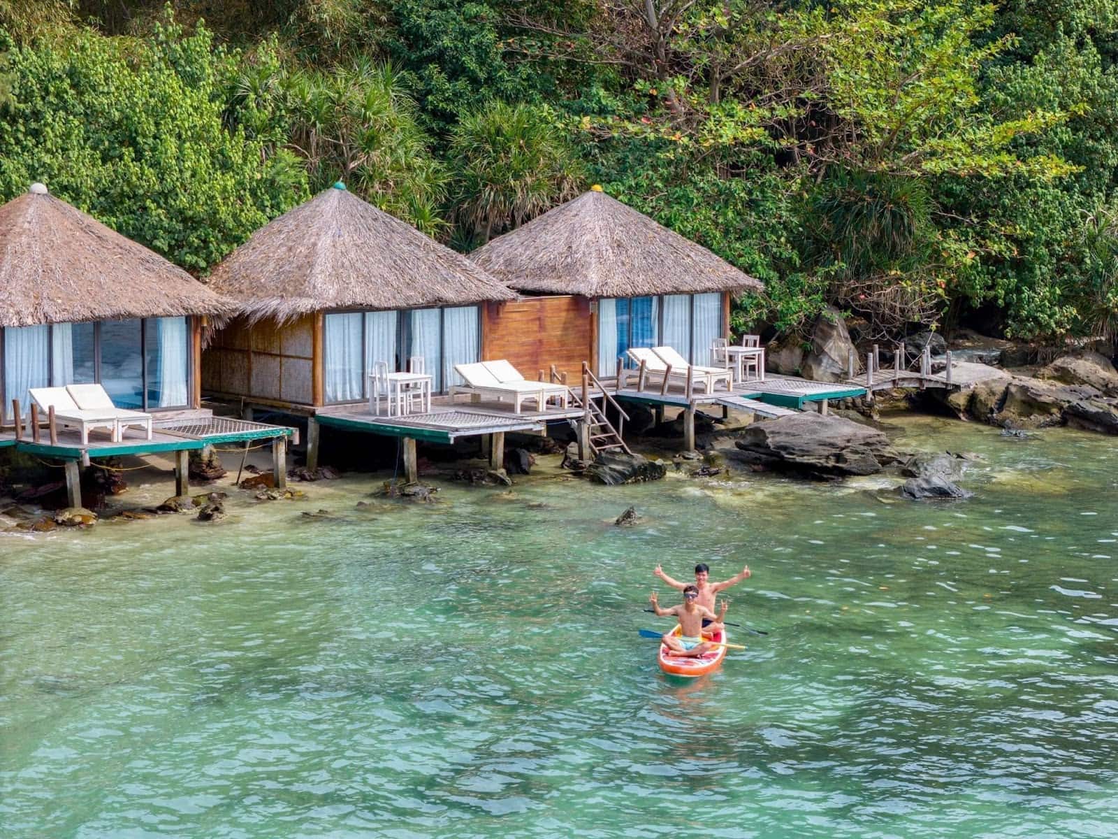 Bạn nên đến Hòn Dăm Ngoài vui chơi sau chuyến bay Thái Lan - Việt Nam