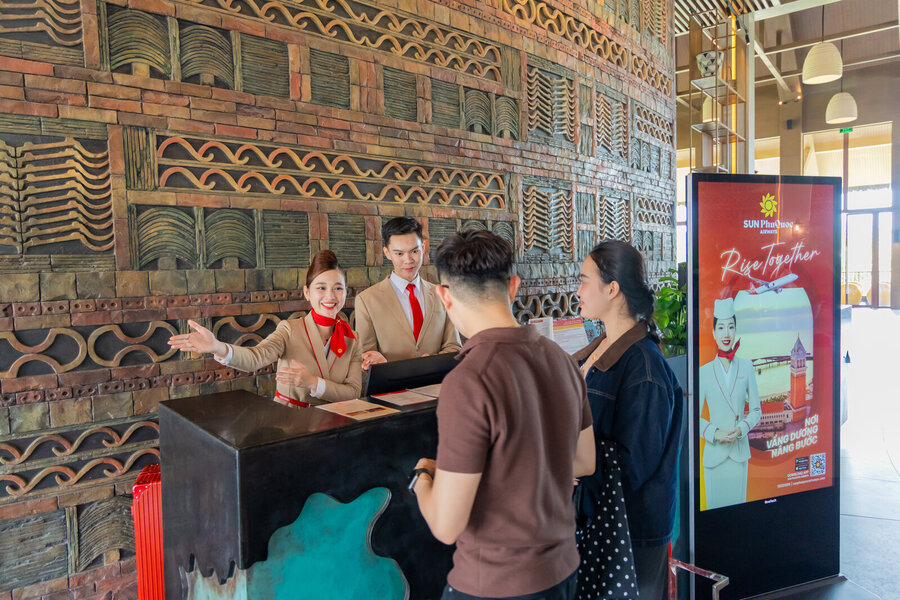 Check-in tại khách sạn trong hệ sinh thái Sun Group
