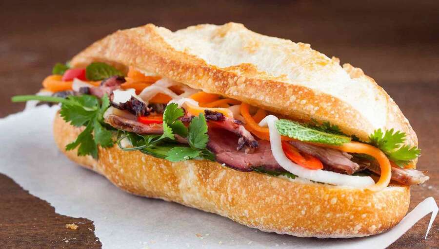Bánh mì Sài Gòn là món ăn nổi tiếng