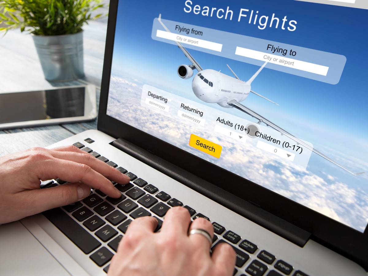 Có thể săn vé máy bay giá rẻ 0 đồng website, app hoặc đại lý