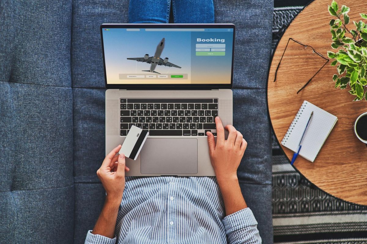 Tổng hợp các mẹo đặt vé máy bay giá tốt